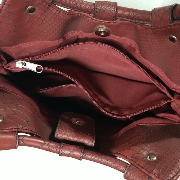 Relic Brand Collection Handbag - Picture 4 of 7